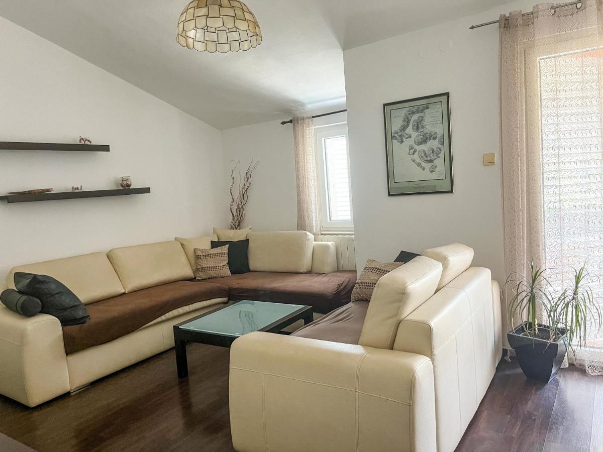 Apartment Lidija Banjole Zewnętrze zdjęcie